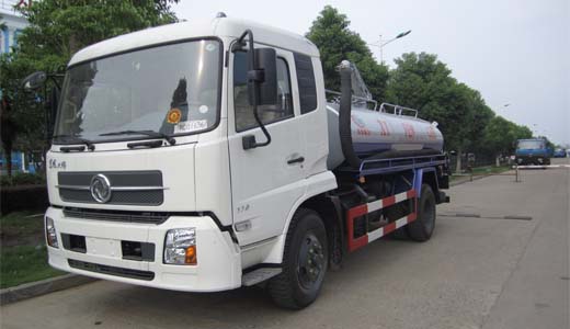 專業(yè)吸糞車與吸污車導(dǎo)購指南 東風(fēng)8方吸糞車、東風(fēng)天錦吸糞車及程力專汽廠家解析